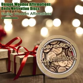 1 набор мини-дисков с ругательствами, мотивационные деревянные фишки, ежедневные позитивные вдохновляющие карточки с аффирмациями, круглые знаки, подарки-приколы