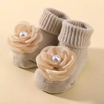 1 pair of Handmade floral socks for baby exquisite newborn gift simulated pearl flower letter cold resistant socks