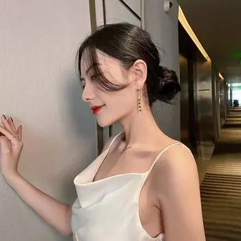 1 пара женских сережек с кубическими кисточками и блестящими стразами для подарка