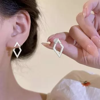 1 Pair Women Geometric Rhombus Earrings Hypoallergenic Lightweight Minimalist Statement Earrings Hollow серебряный
