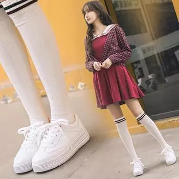 [1 пара бесплатной доставки] 2025 летняя новая женская обувь модные женские туфли корейской версии модные женские белые туфли 35