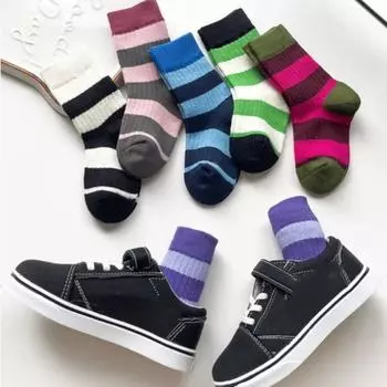 1 пара детских носков для мальчиков и девочек, милые модные полосатые цветные носки до середины икры для малышей, весенне-осенние хлопковые школьные носки для детей S