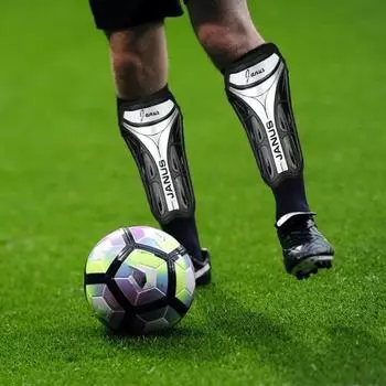 1 пара футбольных накладок на голень с защитной твердой оболочкой, ударопрочная, сверхлегкая, с губчатой подкладкой из этиленвинилацетата, накладки на голень для взрослых L чёрный