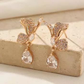 1 пара изысканных асимметричных сережек-бабочек для женщин, серьги-гвоздики с кубическим цирконием, ювелирные изделия, аксессуары для вечеринок золотой