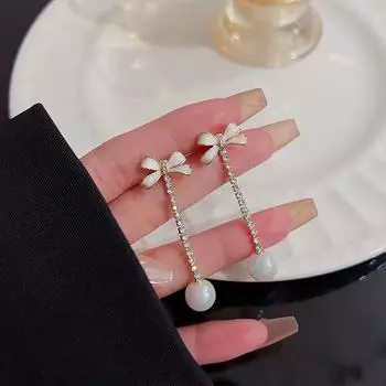 1 пара изысканных сережек-гвоздиков с жемчужным бантом и кисточками для женщин и девочек, милые элегантные серьги для темперамента, ювелирные аксессуары 1Pair