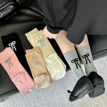 1 пара милых длинных носков с бабочками для женщин и девочек, осенне-зимние хлопковые носки, мягкие дышащие повседневные свободные чулки средней длины серый