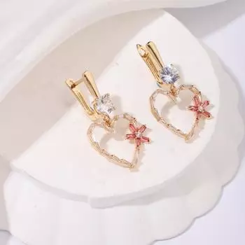 1 пара модных нестандартных полых сережек в форме сердца с розовыми цветами, висячие серьги для женщин, ювелирные изделия с кубическим цирконием, аксессуары для свадебной вечеринки золотой