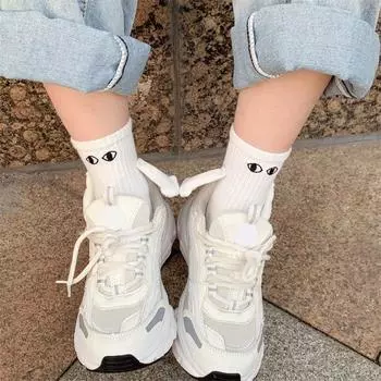 1 пара носков с магнитным ручным плетением, вязаные носки с мультяшными глазами, однотонные, эластичные, нескользящие, теплые, без запаха, средней длины, впитывающие пот носки белый