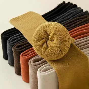 1 пара осенне-зимних модных теплых носков выше колена длиной 50 см, длинные свободные носки до бедра, комплект гетр для женщин One Size чёрный