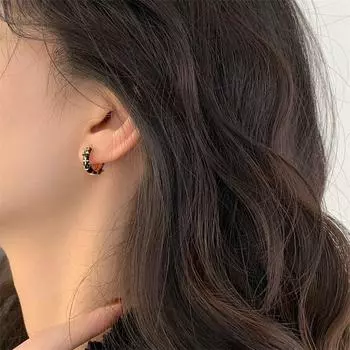 1 пара серебряных сережек-булавок с черными эмалевыми клипсами one size чёрный