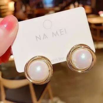 1 пара серег-гвоздиков из искусственного жемчуга с ярким блеском, ювелирные изделия с гальваническим покрытием в корейском стиле