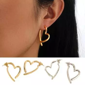 1 пара серег Huggie, полый цвет в форме сердца, однотонный, в стиле ретро, антиаллергенный, с гальваническим покрытием, легкий, из нержавеющей стали золотистый