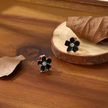 1 пара серег-клипс в корейском стиле с цветком черной розы, блестящие серьги-клипсы с инкрустацией стразами, ювелирные изделия в подарок чёрный