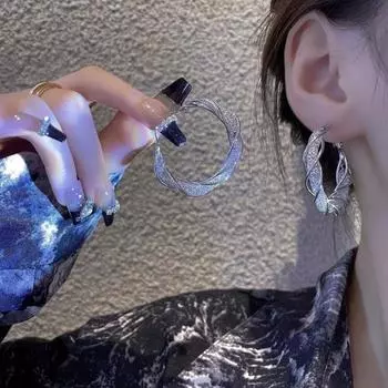 1 пара серег-кольца с геометрическим рисунком, элегантные гипоаллергенные серьги серебряного цвета из золотого сплава для девочек, модные аксессуары, подарок золотистый