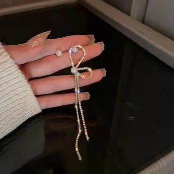 1 пара серег с кисточками, асимметричные банты, искусственный жемчуг, стразы, блестящее украшение, устойчивая к выцветанию длинная кисточка