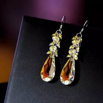 1 пара серег с подвесками на крючках с геометрическим кристаллом — уникальный и стильный дизайн с деталями из кристаллов — идеальный подарок на дни рождения, юбилеи 1pair прозрачный