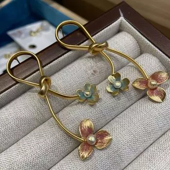 1 пара серег в виде цветка из металла с бахромой и узелками, женские серьги с жемчугом и золотой пудрой, модные