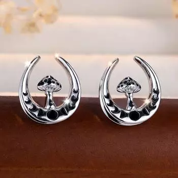 1 пара сережек-гвоздиков серебряного цвета с фазами Луны для женщин, готические серьги в виде гриба и полумесяца, модные ювелирные изделия, подарки серебряный