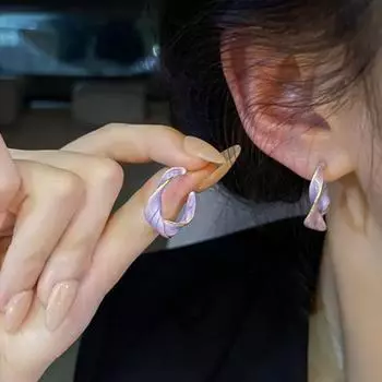 1 пара сережек Huggie, витые, неправильной формы, C-образной формы, контрастного цвета, с каплями масла, антиаллергенные, гальванические, легкие, из нержавеющей стали, украшения для ушей, ювелирные изделия серебряный