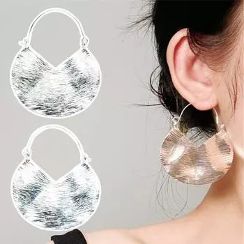 1 пара шикарных висячих сережек с геометрическим рисунком для женщин и девочек, серьги в стиле ретро с текстурой, нерегулярные серьги в стиле минимализм, модные висячие серьги, ювелирные изделия серебряный