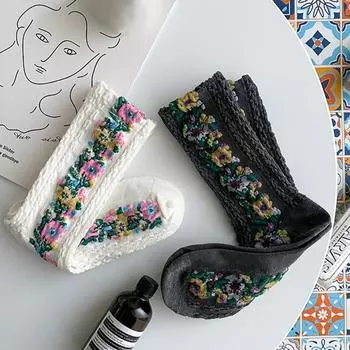 1 пара теплых женских носков средней толщины с этническим принтом и цветочным узором для осени и зимы белый