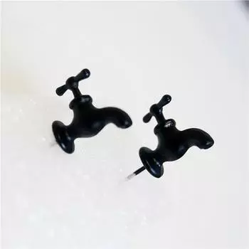 1 пара забавных женских серег-гвоздиков в форме крана, женские серьги в стиле панк для девочек, повседневные вечерние ювелирные украшения чёрный