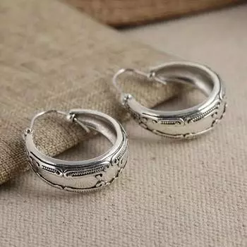 1 пара женских этнических серег, винтажные гравированные серьги-кольца в форме буквы С из полированного сплава