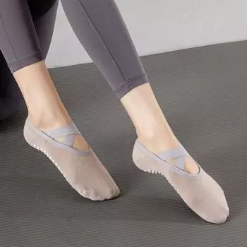 1 пара женских носков для пола, противоскользящие, с силиконовым покрытием, однотонные, с высокой эластичностью, впитывающие пот, для взрослых, для дома, йоги, спортивные носки для прыжков на батуте хаки