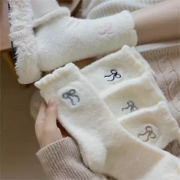 1 пара женских носков молочно-белого цвета с вышитым бантом, австралийские бархатные носки, женские теплые бархатные носки с подкладкой, студенческие носки для девочек