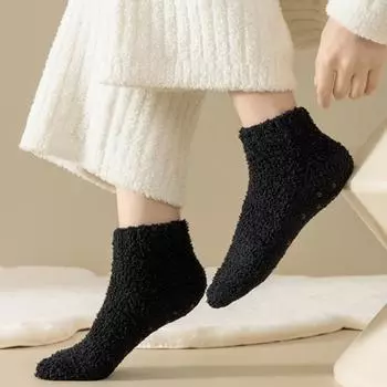 1 пара женских носков средней длины без запаха, утолщенные, коралловые, теплые, однотонные, с силиконовой подошвой, с высокой эластичностью, нескользящие, впитывающие пот One Size чёрный