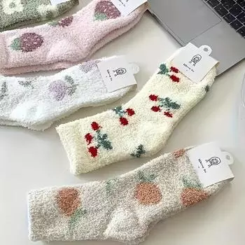 1 пара женских носков средней длины на осень-зиму, модные плюшевые цветы, милые узоры, мягкие, удобные, теплые, повседневные носки One Size