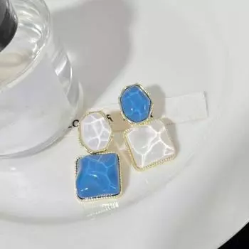 1 пара женских серег для вечеринок, геометрическая форма, гладкая поверхность, волна воды, камень, контрастный цвет, антиаллергенные серьги из нержавеющей стали, изысканные женские висячие серьги синий
