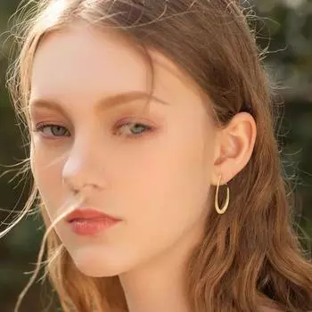 1 пара женских серег Huggie, преувеличенные полированные геометрические овальные украшения для ушей, ювелирные изделия золотистый