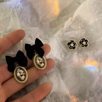 1 пара женских серег с цветами, ювелирные изделия из искусственного жемчуга, блестящие серьги-гвоздики со стразами, подарок на день рождения N