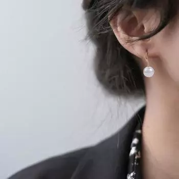 1 пара женских серег с глянцевым блеском, элегантный темперамент, изысканный белый искусственный жемчуг