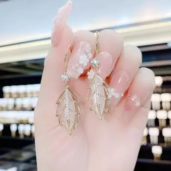 1 пара женских серег в форме листа со стразами, привлекательный женский крючок