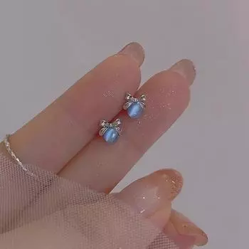 1 пара женских сережек-гвоздиков с синим искусственным опалом и стразами в форме луны и звезды A