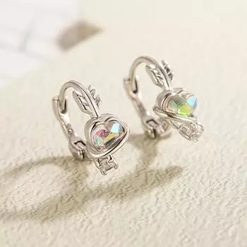 1 пара женских сережек Huggie из искусственного хрусталя в форме сердца, однотонный гальванический сплав серебряный