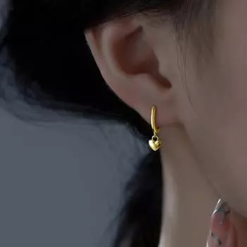 1 пара женских сережек Huggie с кулоном в виде сердца, сплошной цвет, гальваническое медное ухо серебряный