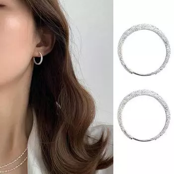 1 пара женских сережек Huggie с мерцающей поверхностью, легкие, геометрические, маленькие серьги для