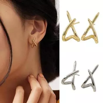 1 пара женских сережек с геометрическим крестом из сплава, ажурные противоскользящие гладкие серьги-гвоздики, повседневные украшения для вечеринок и клубов серебряный