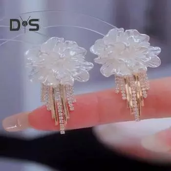 1 пара женских сережек с кисточками в форме цветка, со стразами, винтажный стиль, роскошные выпускные серьги-гвоздики, свадебные украшения для невесты белый