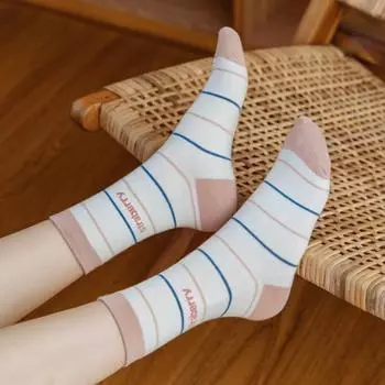 1 пара женских зимних носков, толстые женские зимние носки с мультяшным принтом, теплые, милые цвета, эластичные, противоскользящие, уютные, впитывающие пот, противоусадочные, мягкие женские носки средней длины без запаха Cherry