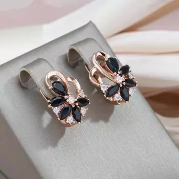 1 пара золотистого цвета, серьги-капельки с черным камнем, цветочные серьги-лепестки, висячие серьги-крючки, серьги с цветком и бабочкой чёрный