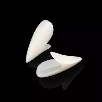 1 пара зубов вампира на Хэллоуин, клыки, зубные протезы, реквизит для вечеринки, костюм для косплея своими руками, декор, искусственные зубы, клыки из смолы с твердым клеем