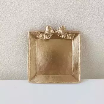 1 piece European metal jewelry tray, bedroom ornaments, Nordic jewelry tray, necklace jewelry storage tray Pack of 1