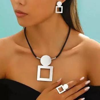 1 Set of Square Round Iron Pendant, Necklace, Stud Earrings Set, Creative Charm, Fashionable and Simple Style серебряный серый