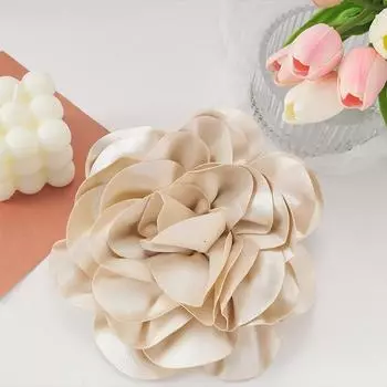 1 шт. атласная модная цветочная брошь-булавка во французском стиле для женщин, подходит для повседневного ношения, доступно несколько вариантов