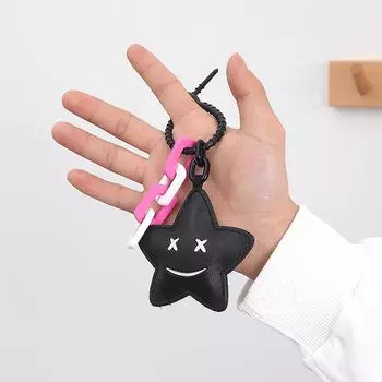 1 шт. брелок для ключей в стиле аниме, кожаный брелок из искусственной кожи, рождественские подарки, брелок для автомобиля ручной работы с круглой пряжкой