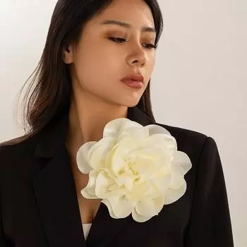 1 шт., броши в виде цветка камелии, свадебные броши, брошь-клипса в виде утконоса, брошь на плечо, двойное назначение, атласная ткань, 19,5 см
